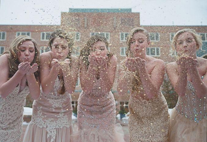 8 Instagram Worthy Prom Photography Ideas - Alyce Paris