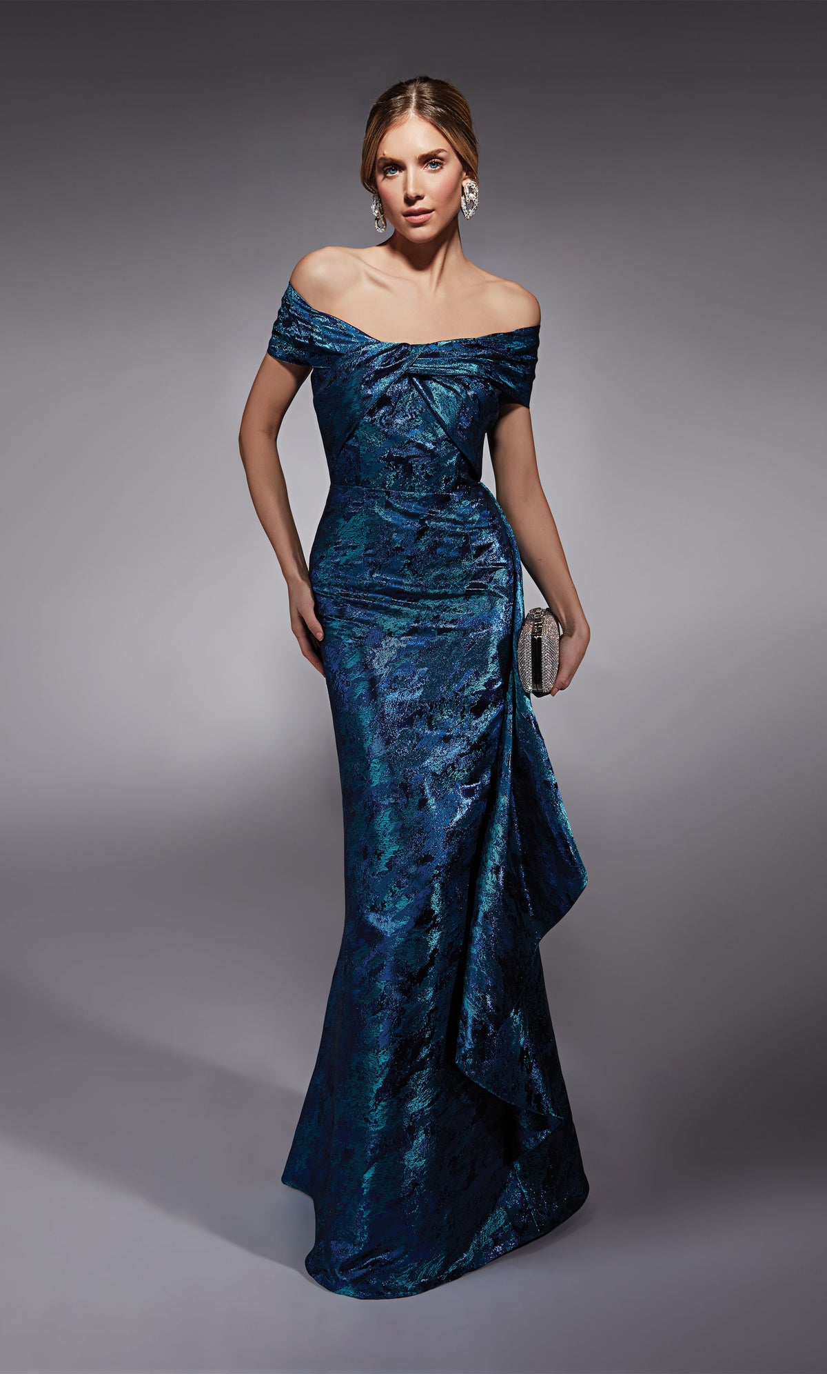 Formal Dress: 27737. Long, Off The Shoulder, Straight