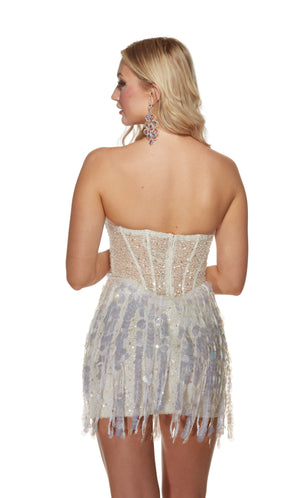 Formal Dress: 4876. Short, Strapless, Straight, Closed Back