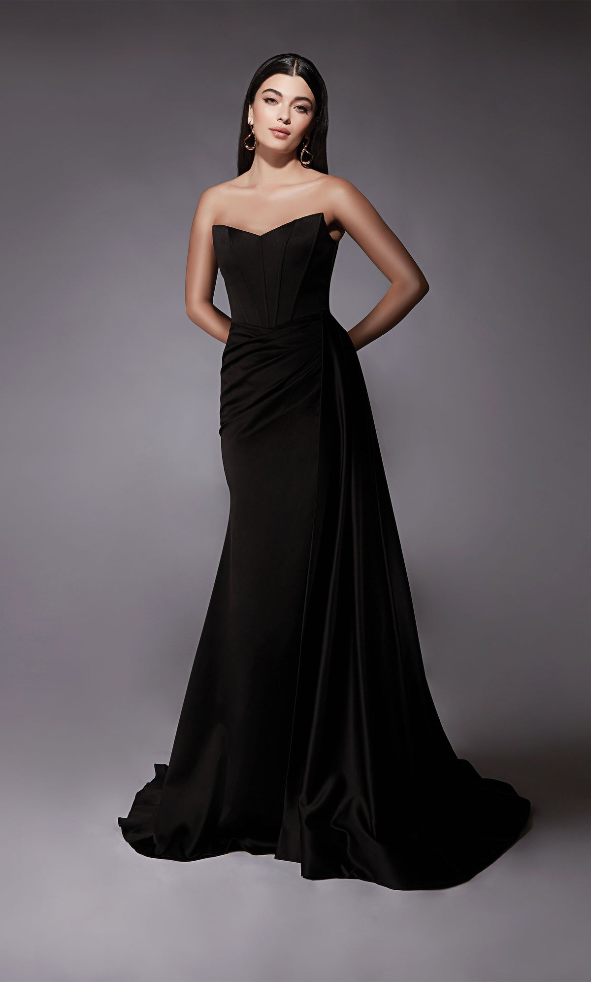 Formal Dress: 7093. Long, Strapless, Straight, Closed Back