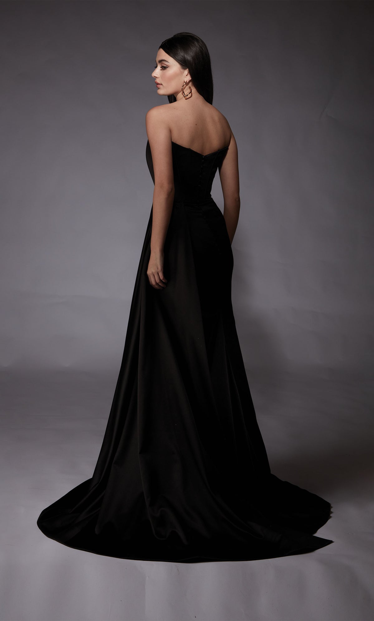 Formal Dress: 7093. Long, Strapless, Straight, Closed Back