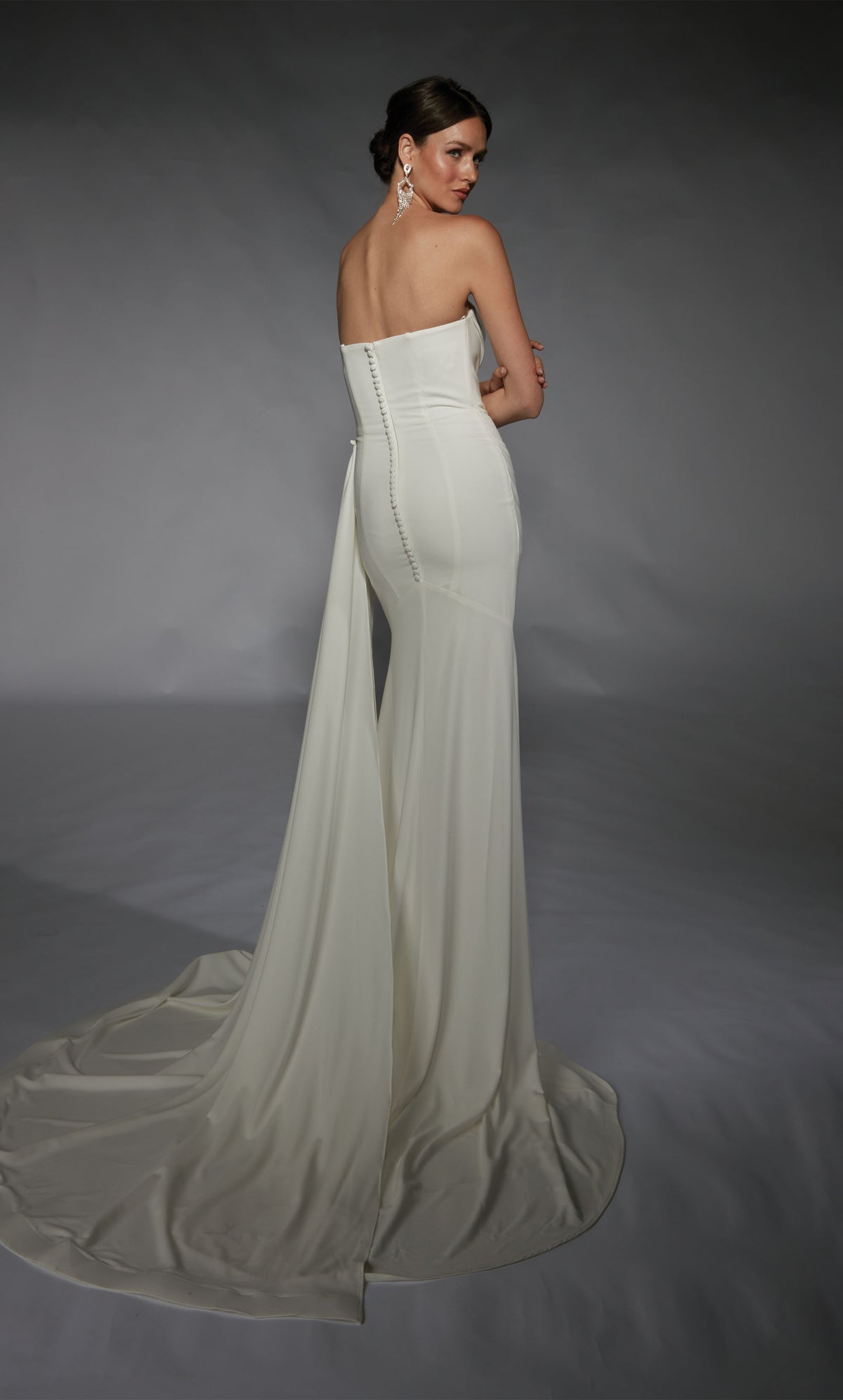 Formal Dress: 7105. Long, Strapless, Straight, Closed Back