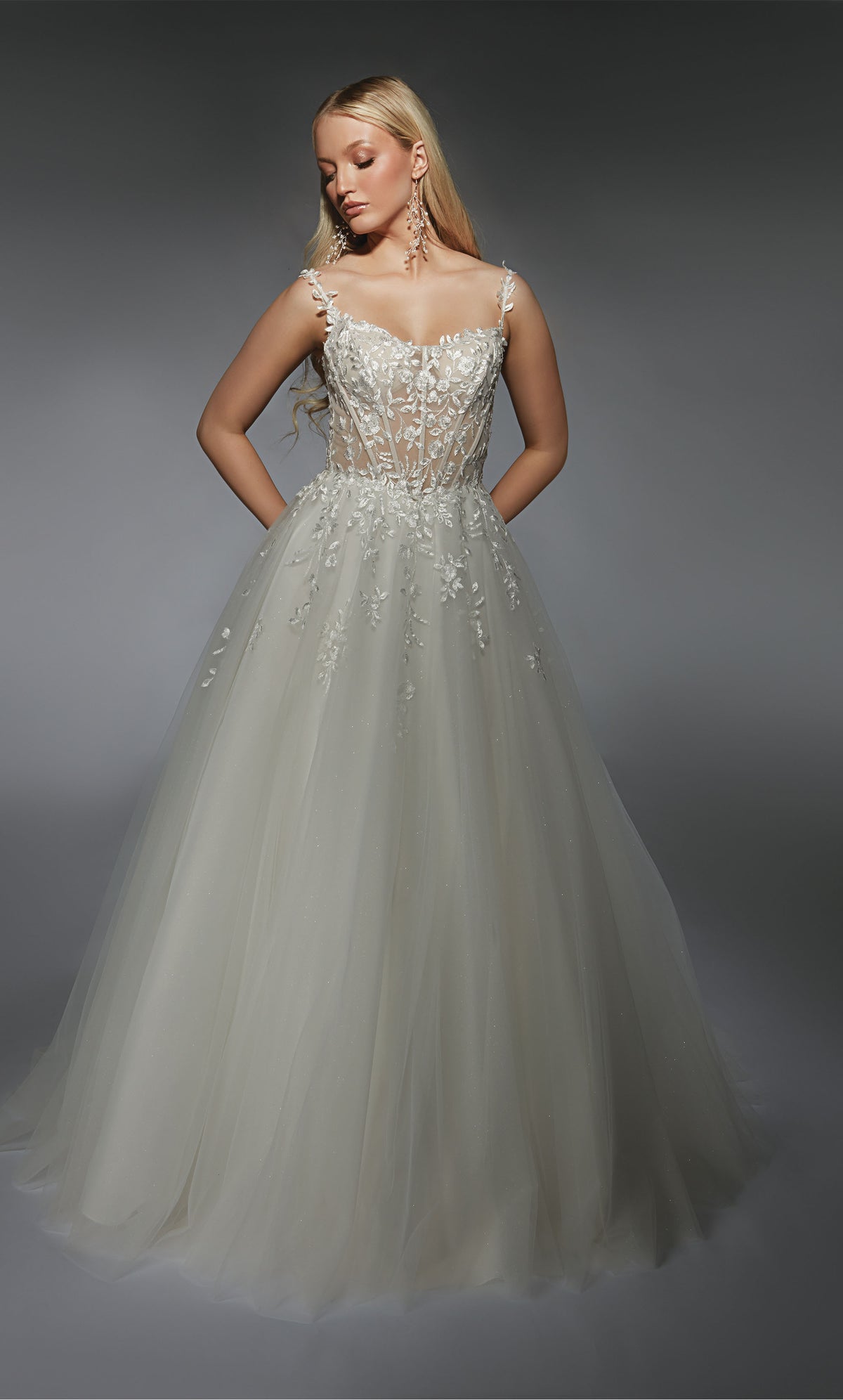 Formal Dress: 7130. Long, Sweetheart Neckline, Ball Gown