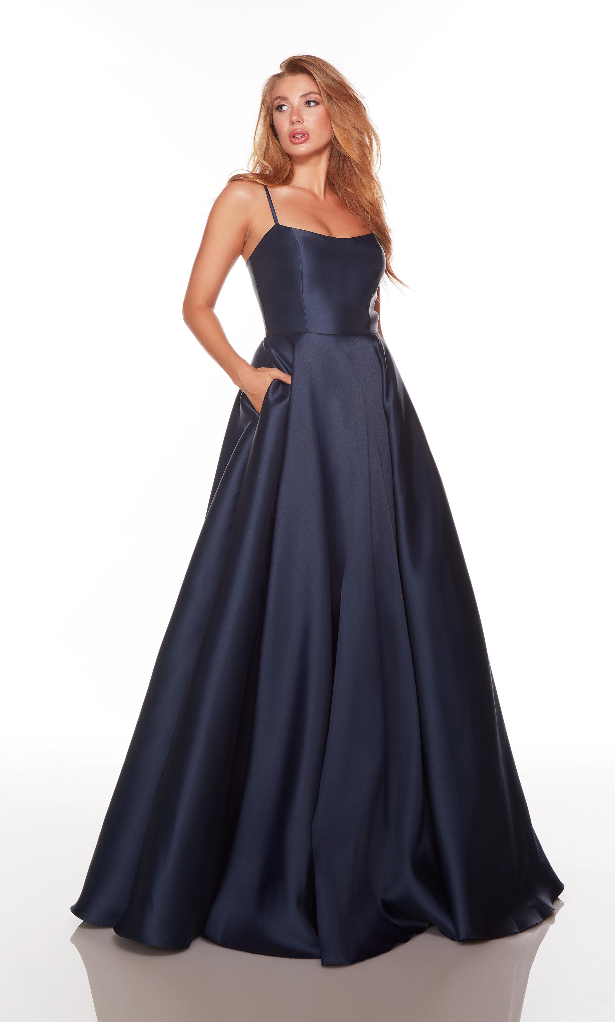 Winter formal dress with a scoop neck and pockets in the color midnight. COLOR-SWATCH_1755__MIDNIGHT