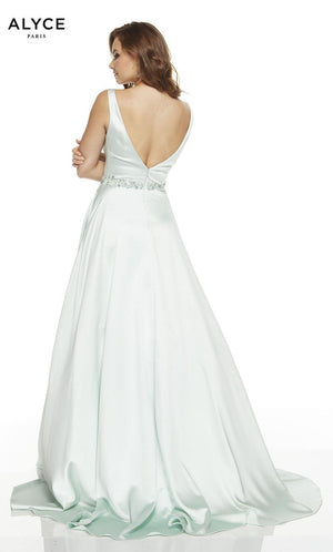 Formal Dress: 1422. Long, Plunging Neckline, A-Line Alyce Paris