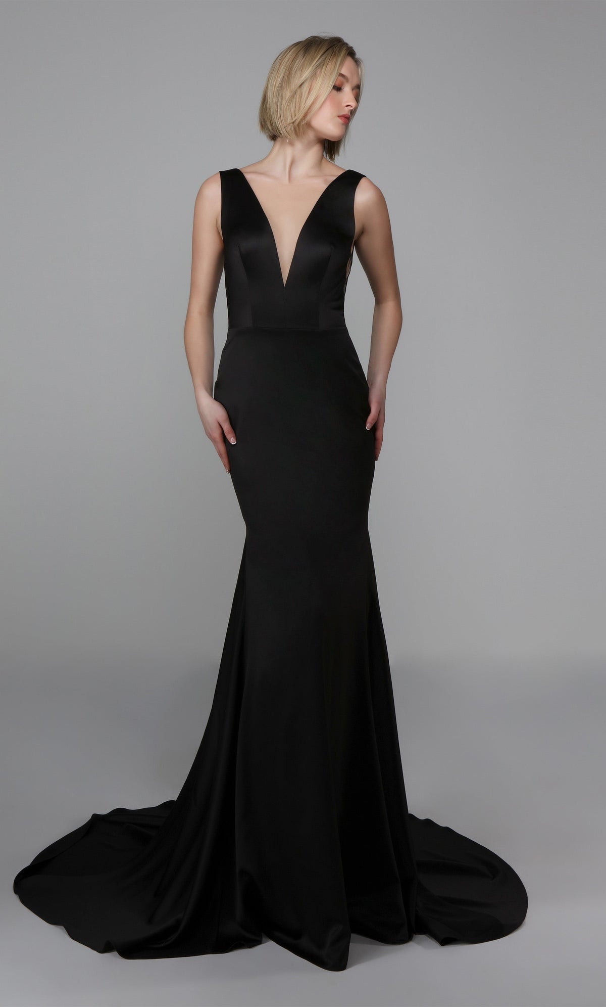 Formal Dress: 7021. Long Sexy Wedding Dress, Plunging Neckline, Fit N Flare Alyce Paris