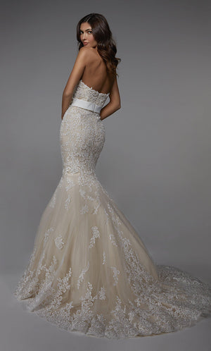 Formal Dress: 7032. Long Wedding Dress, Strapless, Mermaid Alyce Paris